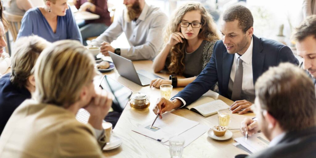 choosing-a-career-in-business