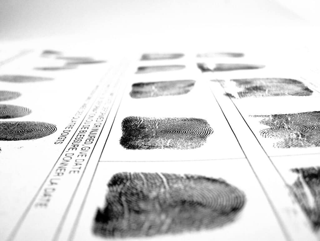 become a forensic psychologist